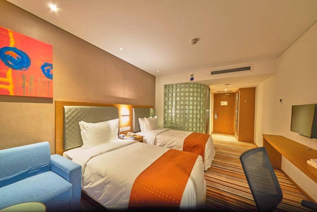 Holiday Inn Express Shanghai Jiading Industry Park By Ihg ภายนอก รูปภาพ